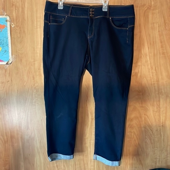 WAX Jean Dark Wash Skinny Jeans - Picture 2 of 9